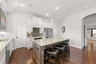 501 Oakcrest Dr, Justin, TX 76247 - Photo 14