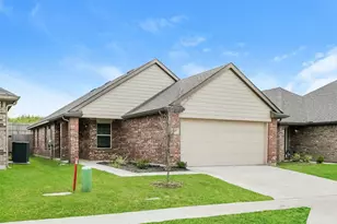 3607 Joshua St, Ennis, TX 75119 - Photo 1