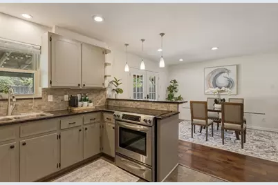 8536 Capri Drive, Dallas, TX 75238 - Photo 10