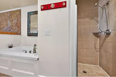 205 E Houston Street, Sherman, TX 75090 - Photo 20