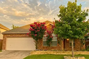 9720 Indian Canyon Dr, Plano, TX 75025 - Photo 2