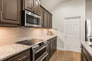 244 Ovaletta Dr, Justin, TX 76247 - Photo 20