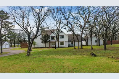 234 Edgewood Drive, Highland Village, TX 75077 - Photo 1