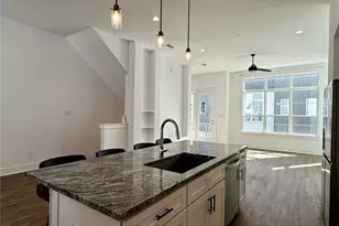 13325 Bee St, Farmers Branch, TX 75234 - Photo 2