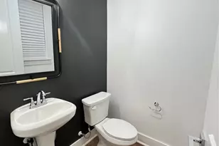 13325 Bee St, Farmers Branch, TX 75234 - Photo 18