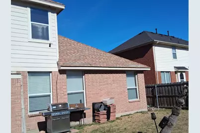 1112 Devonshire, Glenn Heights, TX 75154 - Photo 10