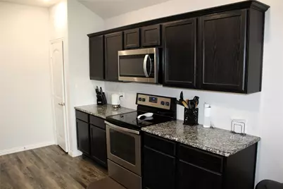 515 Cottage Row, Mabank, TX 75147 - Photo 6