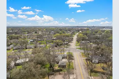 4109 Sanger Avenue, Waco, TX 76710 - Photo 36