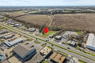 4020 Texoma Pkwy, Sherman, TX 75090 - Photo 1