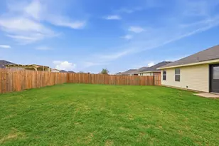 327 Deer Run Dr, Sanger, TX 76266 - Photo 30