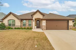 3024 Reed Ct, Granbury, TX 76048 - Photo 1