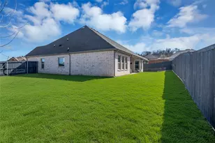 109 St Meena Ct, Fort Worth, TX 76120 - Photo 32