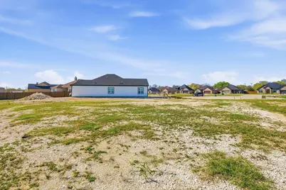 424 Lora Sue Court, Italy, TX 76651 - Photo 8