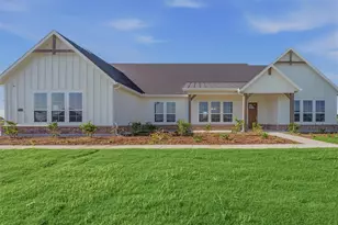 12213 Crystal Dr, Krum, TX 76249 - Photo 1
