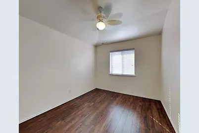 3251 Torio, Grand Prairie, TX 75054 - Photo 12