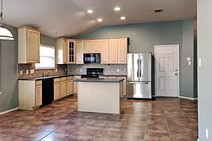 3251 Torio, Grand Prairie, TX 75054 - Photo 4