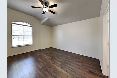 3251 Torio, Grand Prairie, TX 75054 - Photo 8