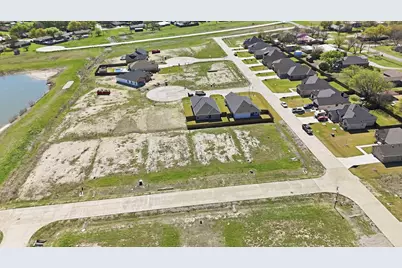 406 Lora Sue Court, Italy, TX 76651 - Photo 12