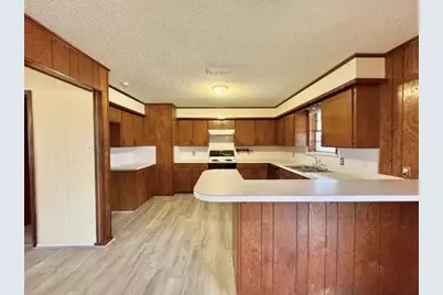 605 Tool Drive, Tool, TX 75143 - Photo 10