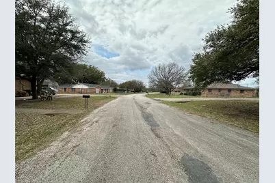 108 Beard Drive, Itasca, TX 76055 - Photo 4