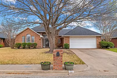 111 Driftwood Lane, Waxahachie, TX 75165 - Photo 2