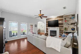 111 Driftwood Ln, Waxahachie, TX 75165 - Photo 10