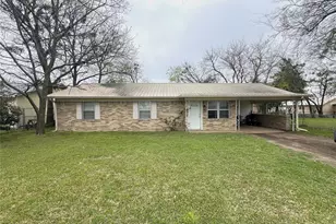 302 Sayle St, Cumby, TX 75433 - Photo 24