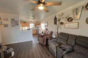 302 Sayle St, Cumby, TX 75433 - Photo 16