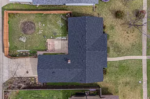 1509 Crockett St, Garland, TX 75042 - Photo 4