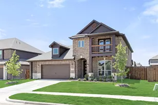 124 Rosewood Dr, Glenn Heights, TX 75154 - Photo 2