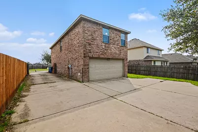 655 Lentisco Drive, Lancaster, TX 75146 - Photo 28