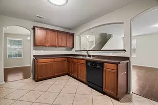 655 Lentisco Dr, Lancaster, TX 75146 - Photo 4