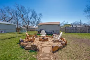 412 N 10th St, Sanger, TX 76266 - Photo 18