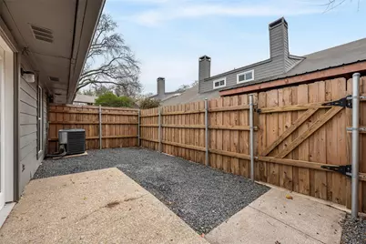 7412 E Northwest Highway #102, Dallas, TX 75231 - Photo 16