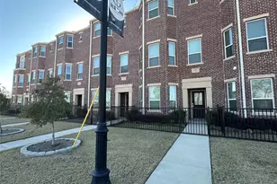 309 N Mill St, Lewisville, TX 75057 - Photo 1