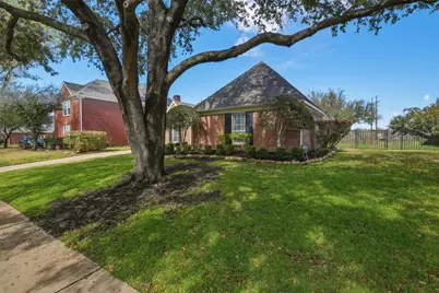 3105 Westwood Drive, Arlington, TX 76012 - Photo 2