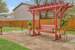 1920 E Tudor St, Paris, TX 75460 - Photo 20