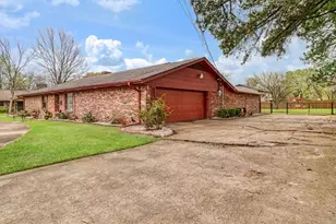 1920 E Tudor St, Paris, TX 75460 - Photo 22