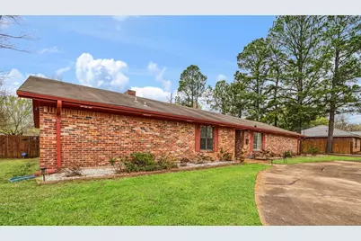 1920 E Tudor Street, Paris, TX 75460 - Photo 1