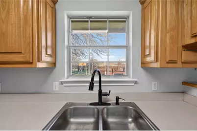 420 Robert Drive, Springtown, TX 76082 - Photo 8