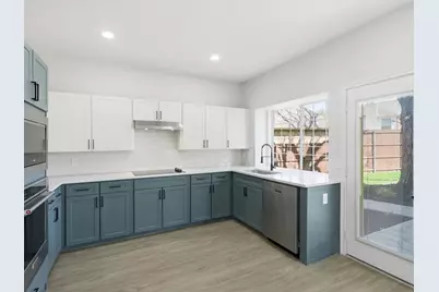 1414 Indian Lake Trail, Carrollton, TX 75007 - Photo 2