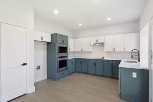 1414 Indian Lake Trail, Carrollton, TX 75007 - Photo 4