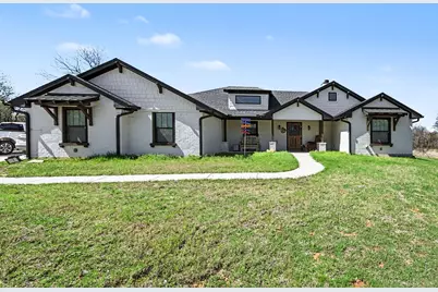 192 Grand Harbor Boulevard, Chico, TX 76431 - Photo 1