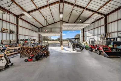 650 Scoggins Road, Tioga, TX 76271 - Photo 4