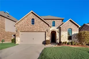 629 Hummingbird Dr, Little Elm, TX 75068 - Photo 1