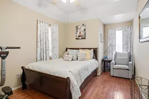 1812 Haley Cir, Carrollton, TX 75006 - Photo 10