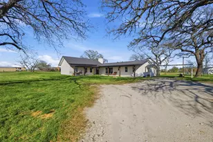 379 Private Road, Boyd, TX 76023 - Photo 34