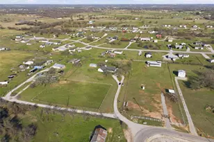 379 Private Road, Boyd, TX 76023 - Photo 38