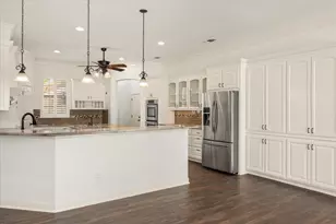 1213 Prestwick Ct, Granbury, TX 76048 - Photo 8