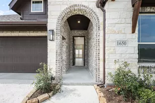 1650 Carlisle Dr, Cedar Hill, TX 75104 - Photo 4